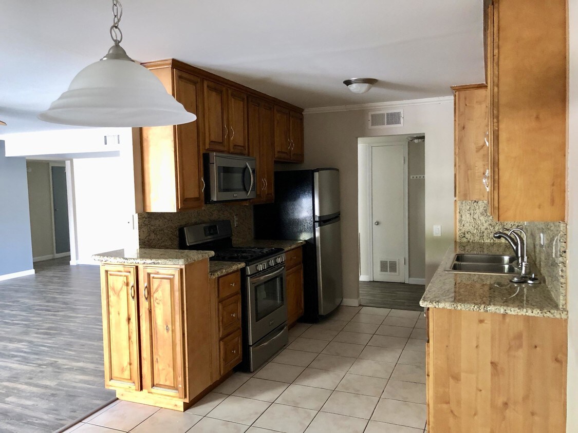 Foto principal - 6767 N 7th St