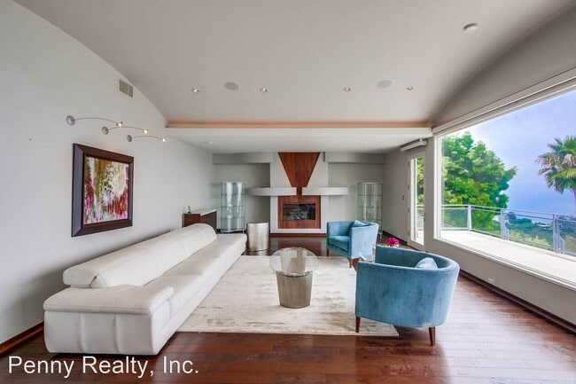 Building Photo - 4 br, 5 bath House - 2032 Via Casa Alta
