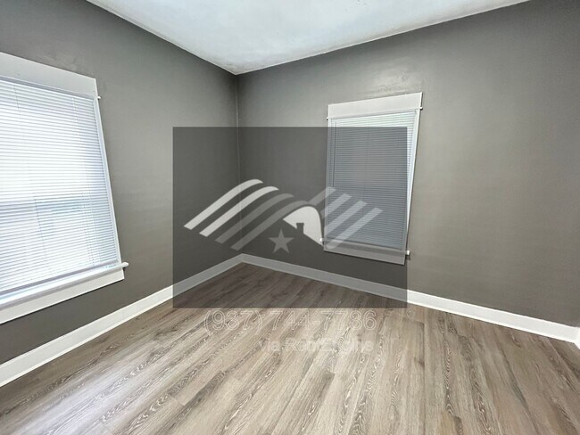 Building Photo - 314 Lorenz Ave