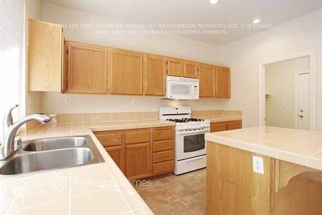 Foto del edificio - 2515 Wellworth Ave