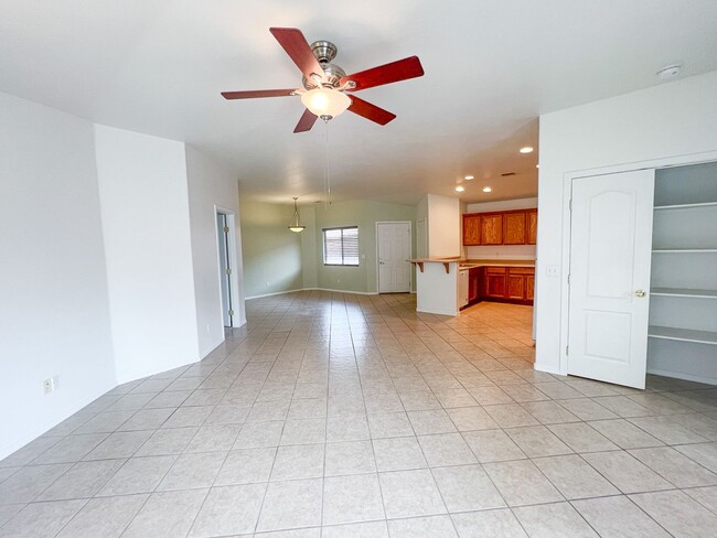 Building Photo - HOUSE: VERDE SANTA FE COMMUNITY-AMANTE-COR...