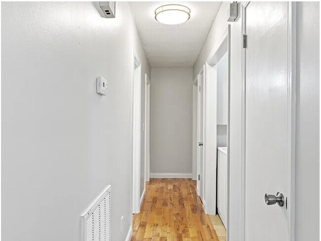 Foto del edificio - 4130 Mountain View Ave