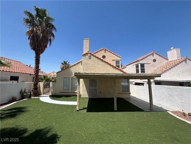 Building Photo - 8341 Aspenbrook Ave