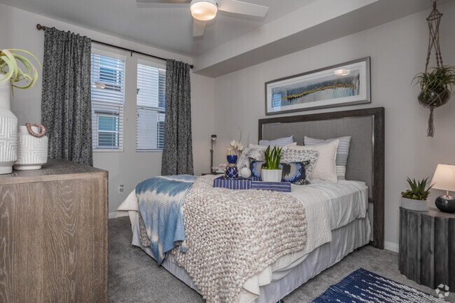 2BR, 2BA - 1115 SF - The Trails at Canyon Crest Apartments