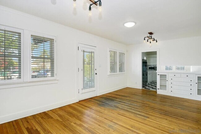 Foto del edificio - 4524 Maryland Ct