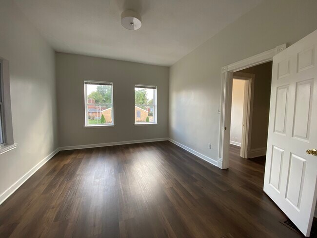 Foto del edificio - 2905 Magnolia Ave