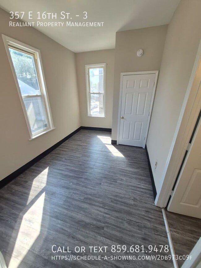 Foto del edificio - 357 E 16th St