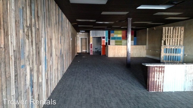 Building Photo - Studio, 1 bath House - 1451 Parkway 9B