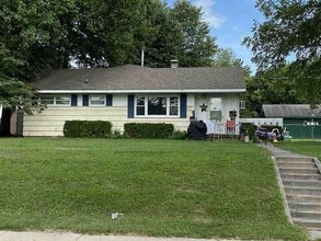 Building Photo - 310 S Forest Ave