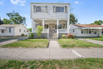 Building Photo - 1511 E Harry Ave