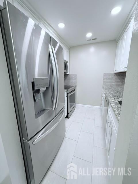 Foto del edificio - 511 Ravens Crest Dr