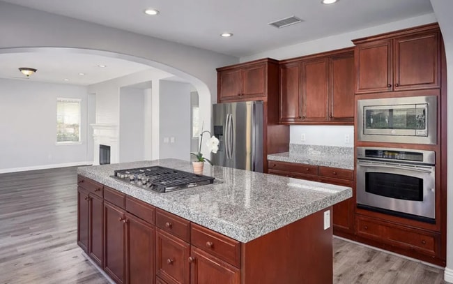 Building Photo - Fabulous 5 bed, 3 bath 2-story home in the Dos Vientos Community