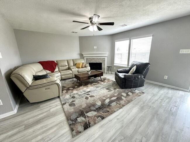 Building Photo - 21439 Veneto Hills Ct