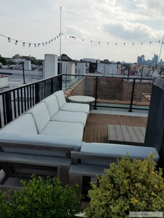 Foto del edificio - 2465 38th St