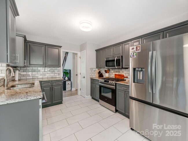 Building Photo - 4617 Rock Stream Dr