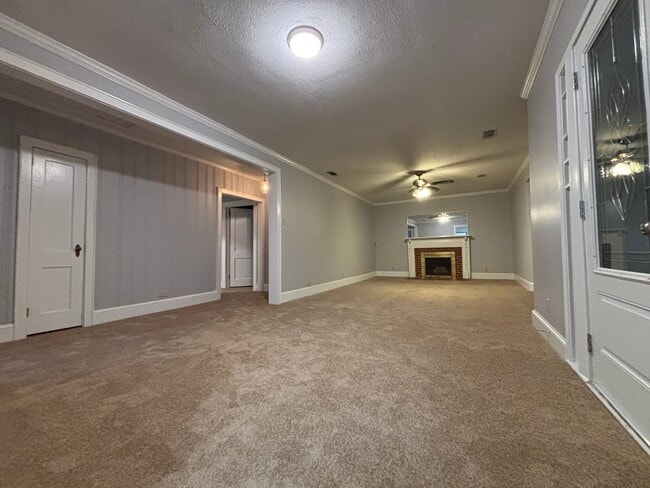 Building Photo - 293 Etheridge Rd