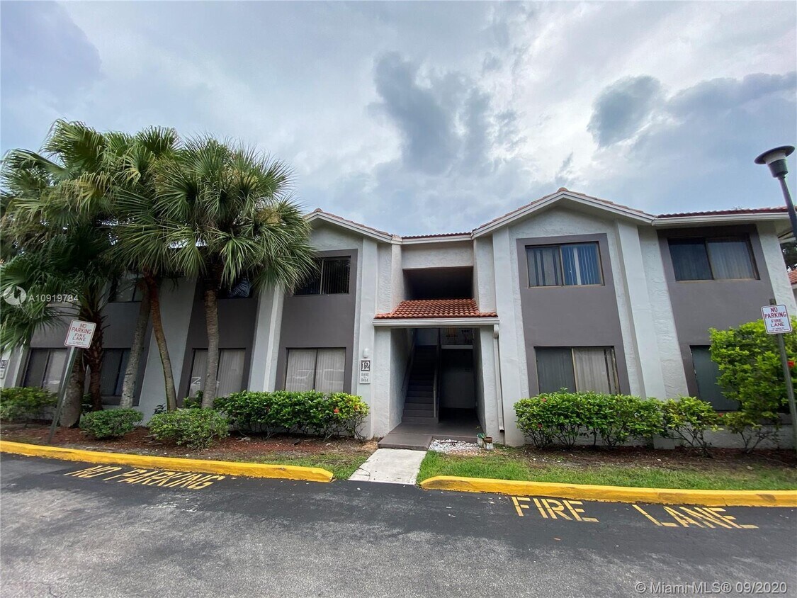 8412 Coral Lake Way Unit 8412, Coral Springs, FL 33065 Apartment for