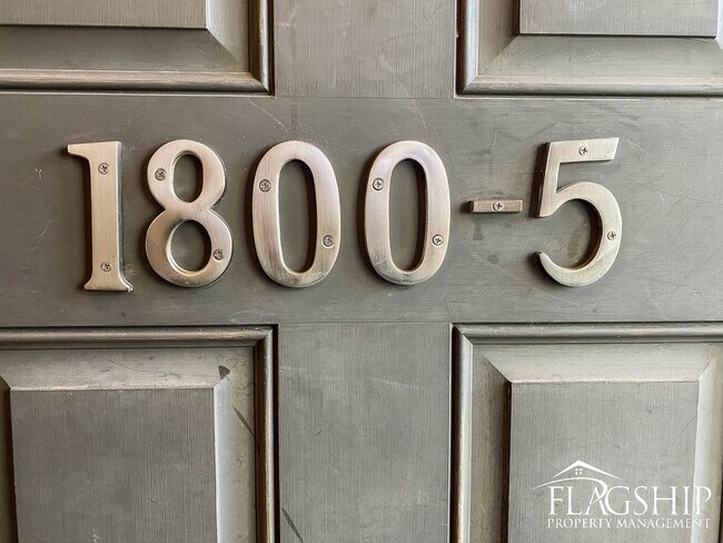 Foto del edificio - Gorgeous Townhouse in Grey Fox Run