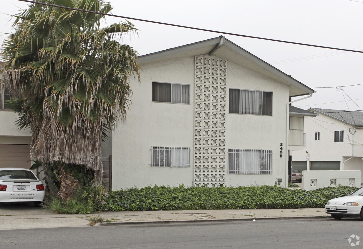 Foto del edificio - 2425 Polk Ave