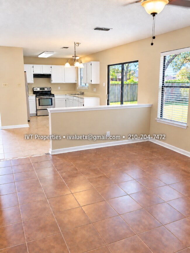 Building Photo - 7311 Sunscape Way