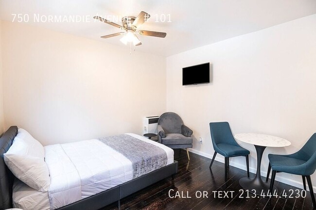 Foto del edificio - 750 Normandie Ave