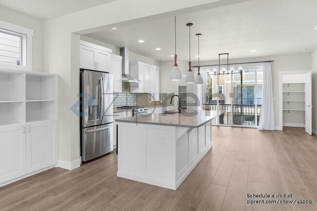 Foto del edificio - 2123 176th Pl SW