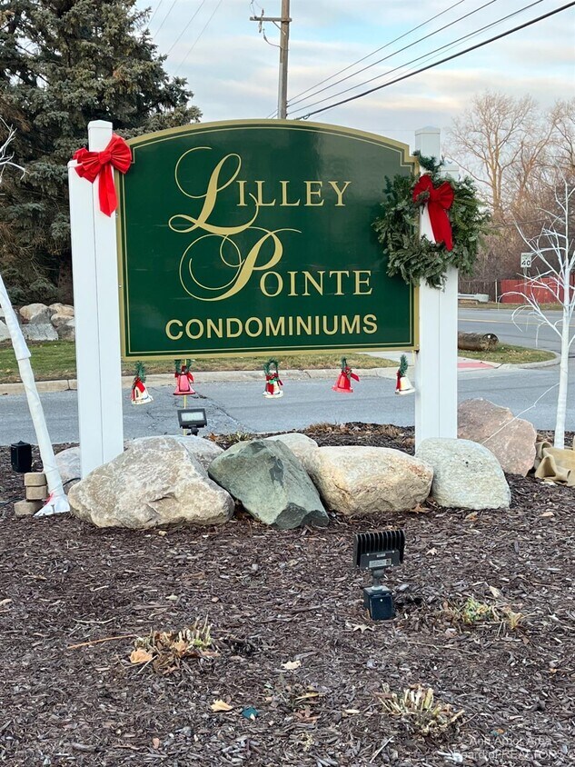 42542 Lilley Pointe Dr, Canton, MI 48187 Condo for Rent in Canton, MI