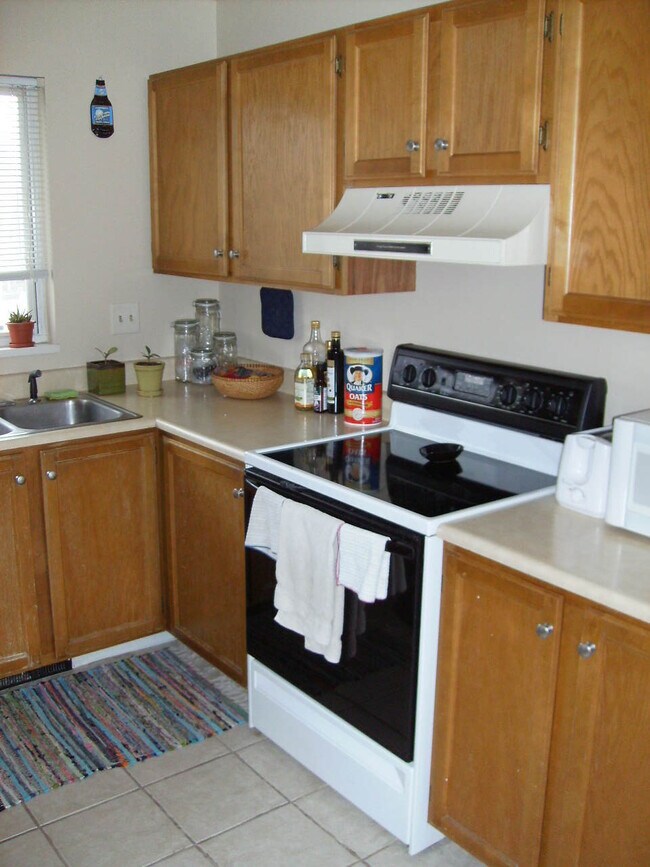 Foto del edificio - 3465 Lochwood Dr