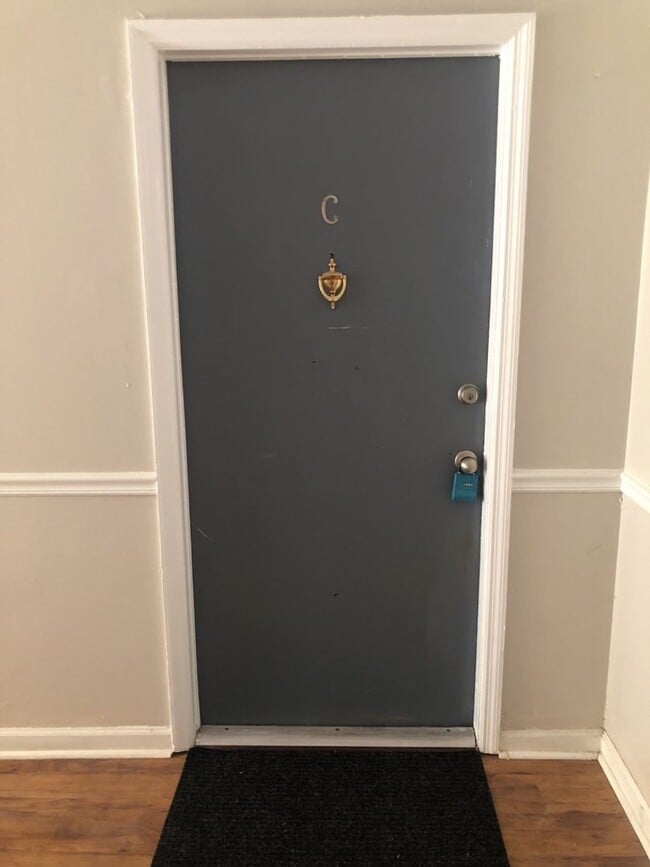 Photo - 1402 Camp Rd Apt 4C