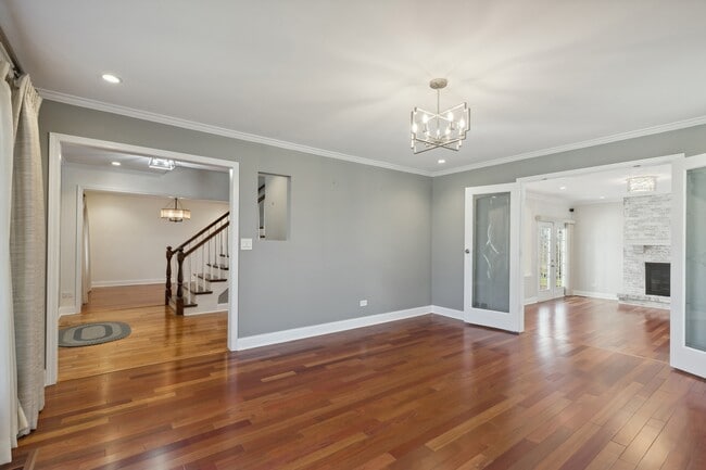 Building Photo - 259 Adler Dr