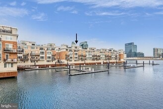 Building Photo - 639 Ponte Villas S