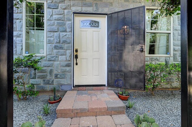 Foto del edificio - 4503 Crawford St
