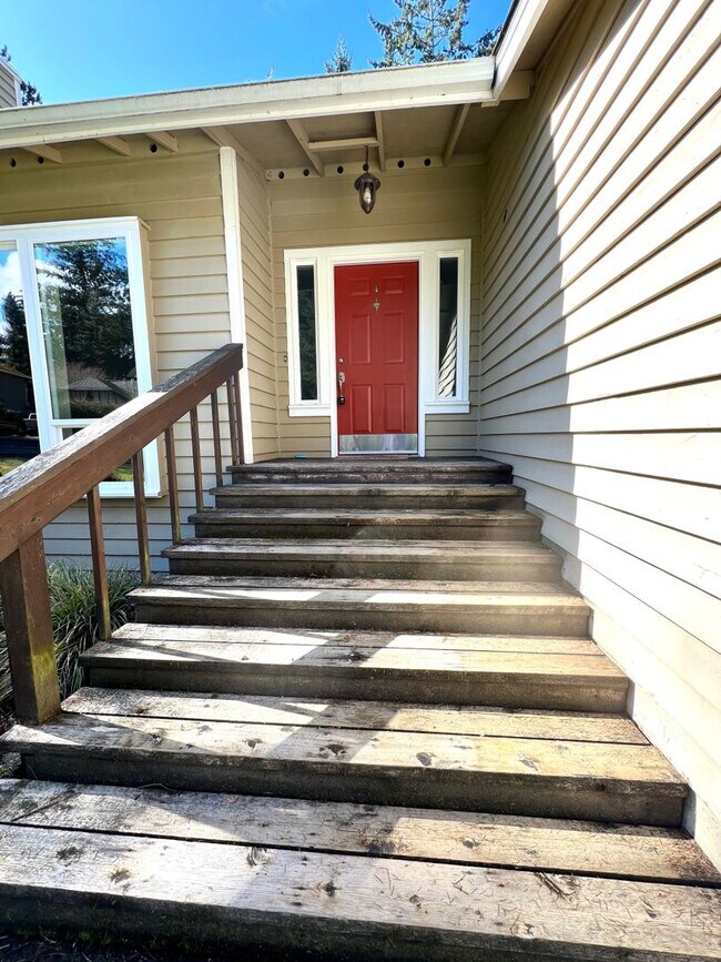 Foto del edificio - Charming 3-Bed, 3-Bath Home with Bonus Roo...