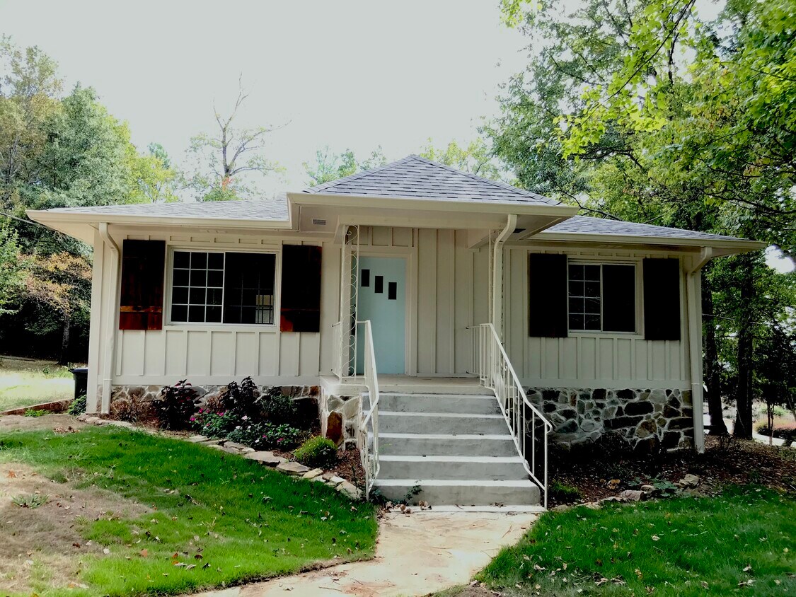 1165 Winward Ln, Vestavia Hills, AL 35216 House Rental in Vestavia