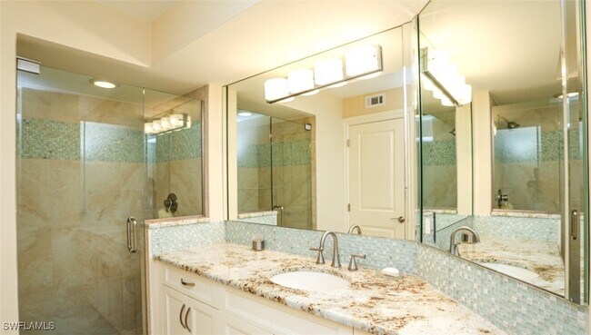 Foto del edificio - 4551 Gulf Shore Blvd N
