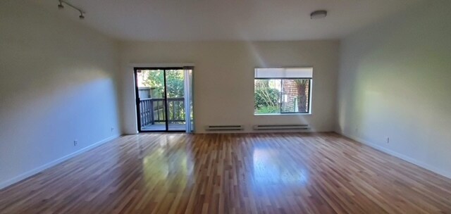 Building Photo - 366 28th St