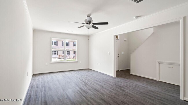 Foto del edificio - 317 Glenellen Loop Rd