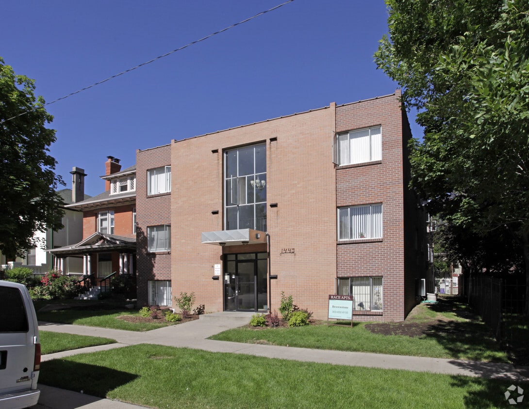 Primary Photo - 1443 Race Apartments