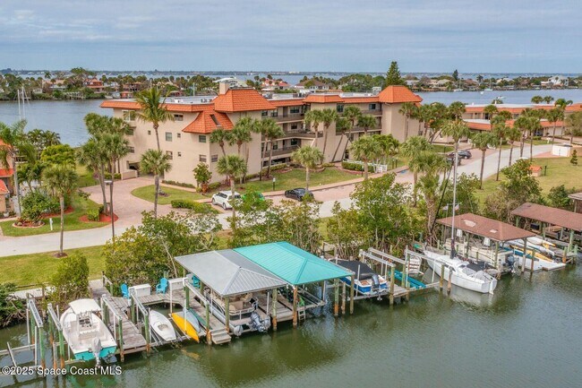 Foto del edificio - 18 Marina Isles Blvd