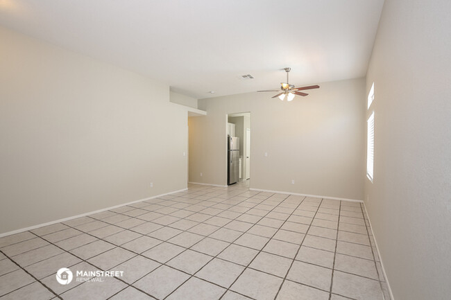 Foto del edificio - 2106 Heritage Ridge Ave