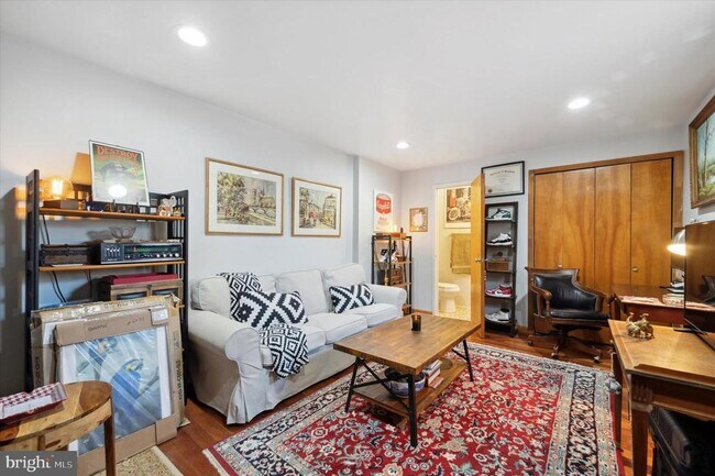 Foto del edificio - 621 S 16th St