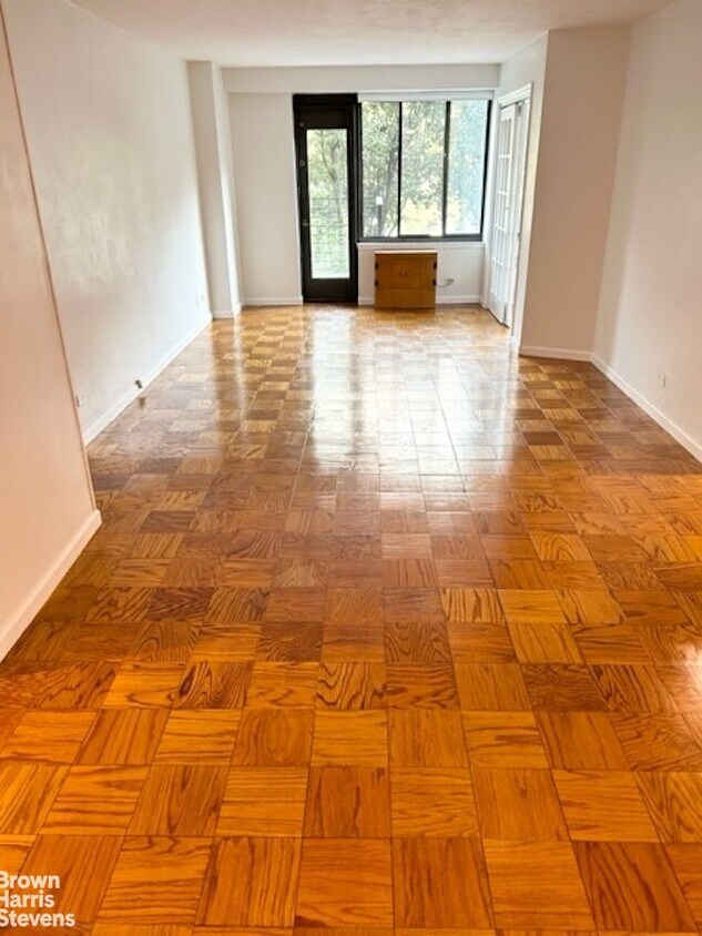 382 Central Park West Unit 2K, New York, NY 10025 Room for Rent in