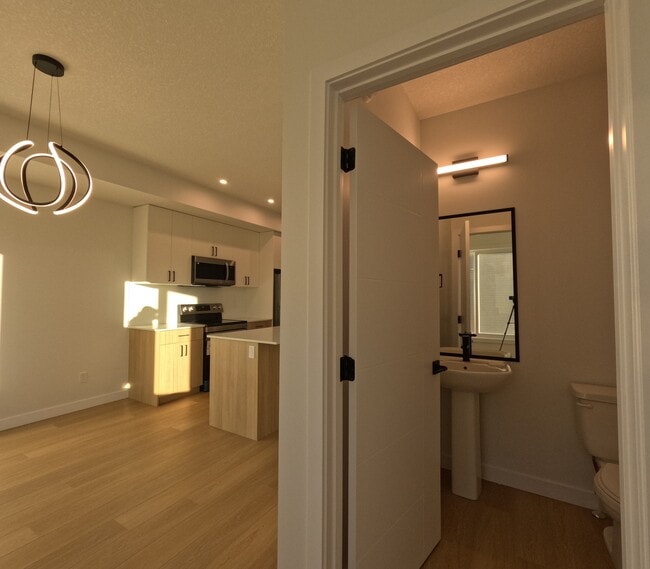 Photo du bâtiment - 18120-18128 28 Ave SW