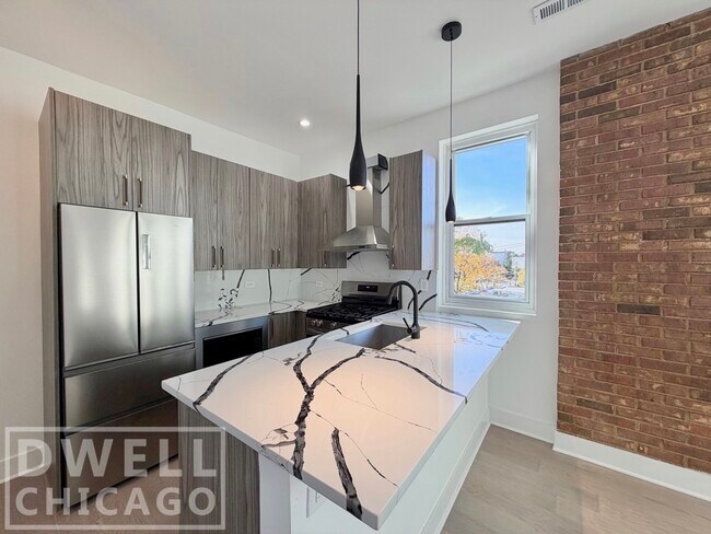 Foto del edificio - 452 N Racine Ave