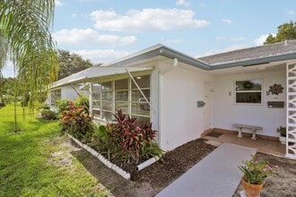 Building Photo - 1142 Cir Terrace W