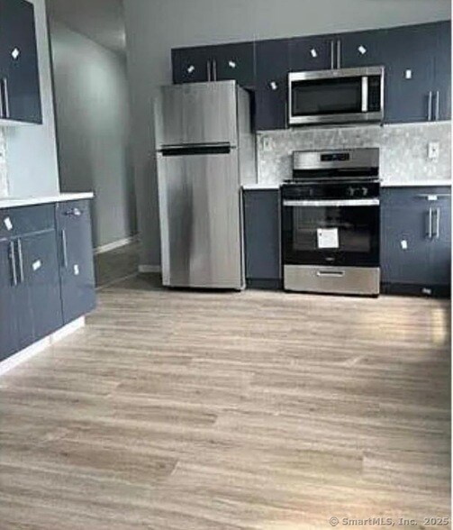 Foto principal - 413 E Main St