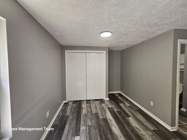 Foto del edificio - Newly Renovated 4 bedroom 3 bath house for...