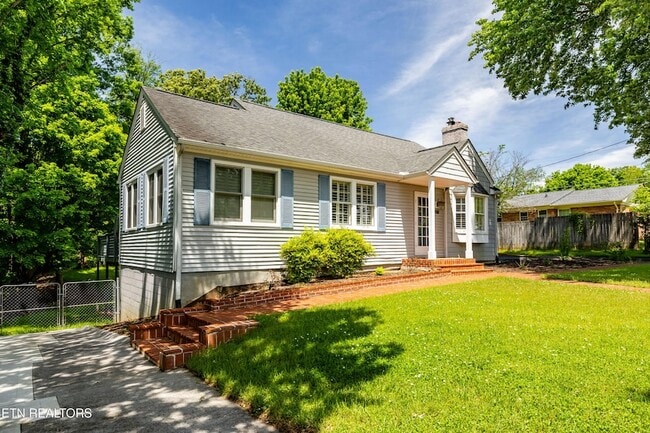 Photo - 1105 Sterling Avenue House