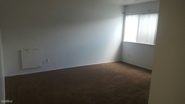 Building Photo - 2 br, 2 bath  - 1255 S Maple Rd Apt 103