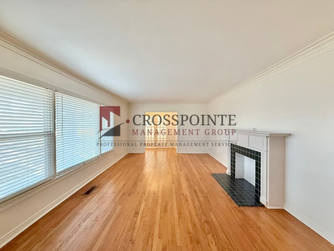 Building Photo - Charming 3 Bedroom, 2 Bathroom Home!